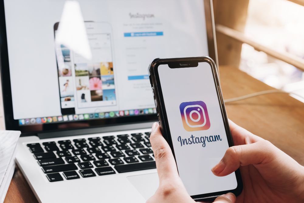 Benefits of Instagram Marketing for Small Businesses: 7 Marketing Advantages for Business Promotion