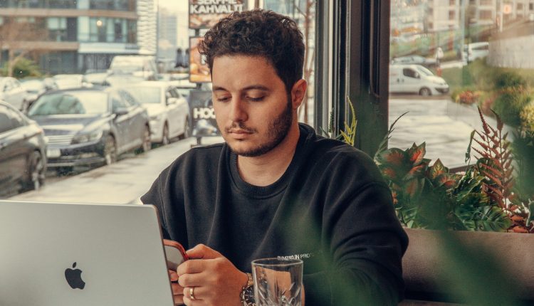 5 [Easy] Ways To Contact Amazon Flex Support In 2024