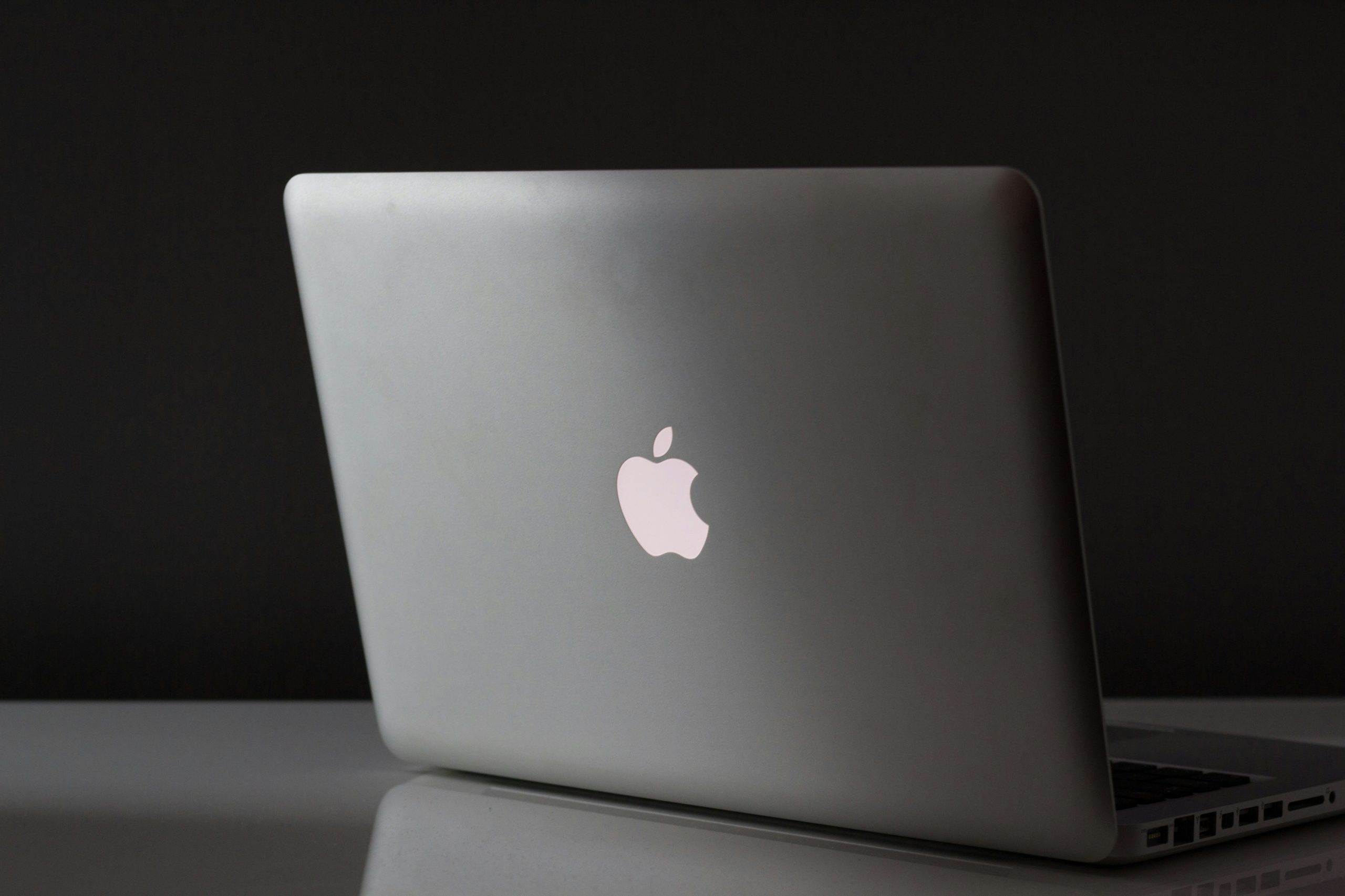 cleaner laptop